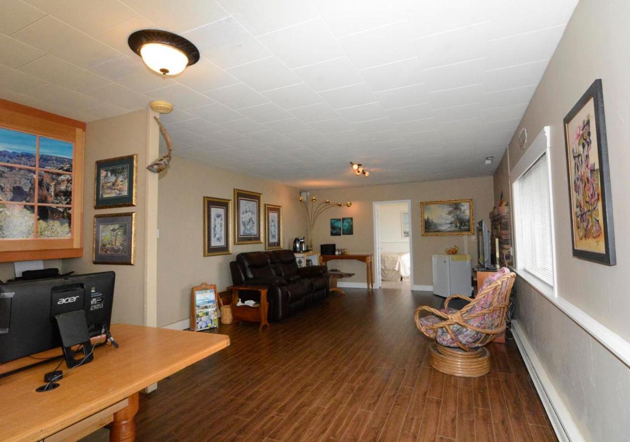 Oceanfront Paradise Comox Exterior foto
